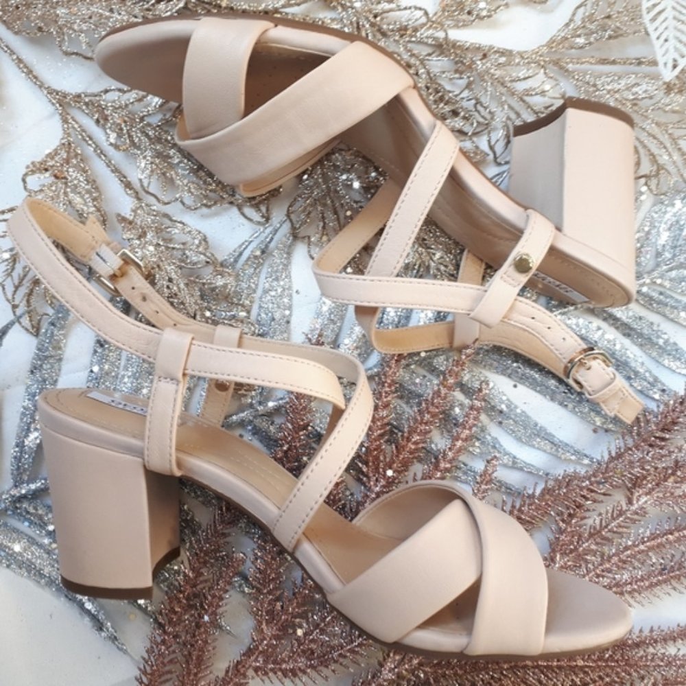 Geox NESA Chunky Heel Beige Strappy Sandals 38.5